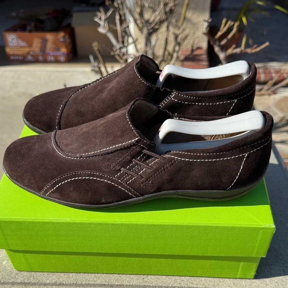 Naturalizer chic chocolate